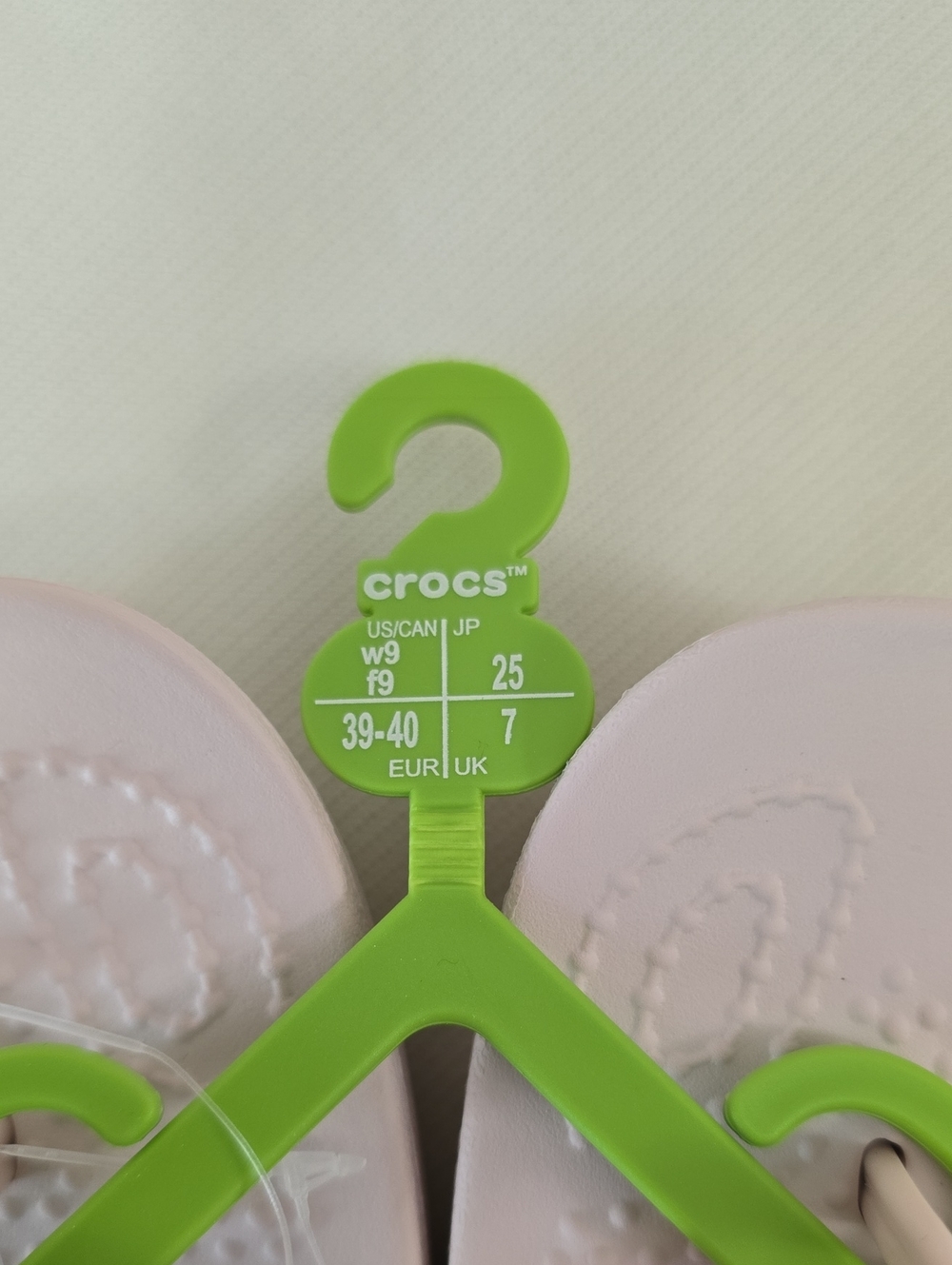 Crocs Kadee Wedge Flip Flop/Sandal Size: 9 - Picture 9 of 12